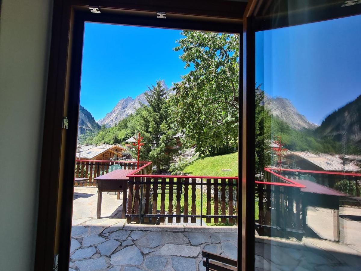 Hotel Dente Del Gigante Courmayeur Exteriér fotografie