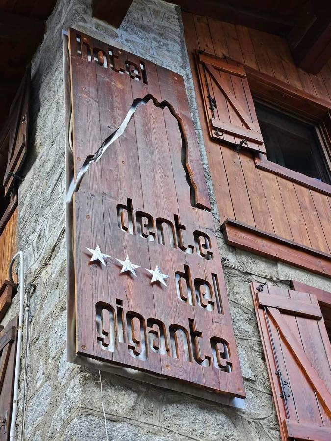 Hotel Dente Del Gigante Courmayeur Exteriér fotografie