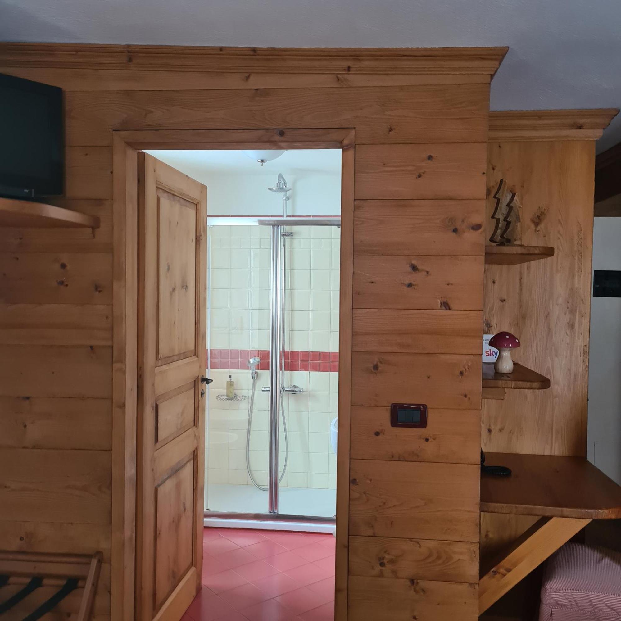 Hotel Dente Del Gigante Courmayeur Exteriér fotografie