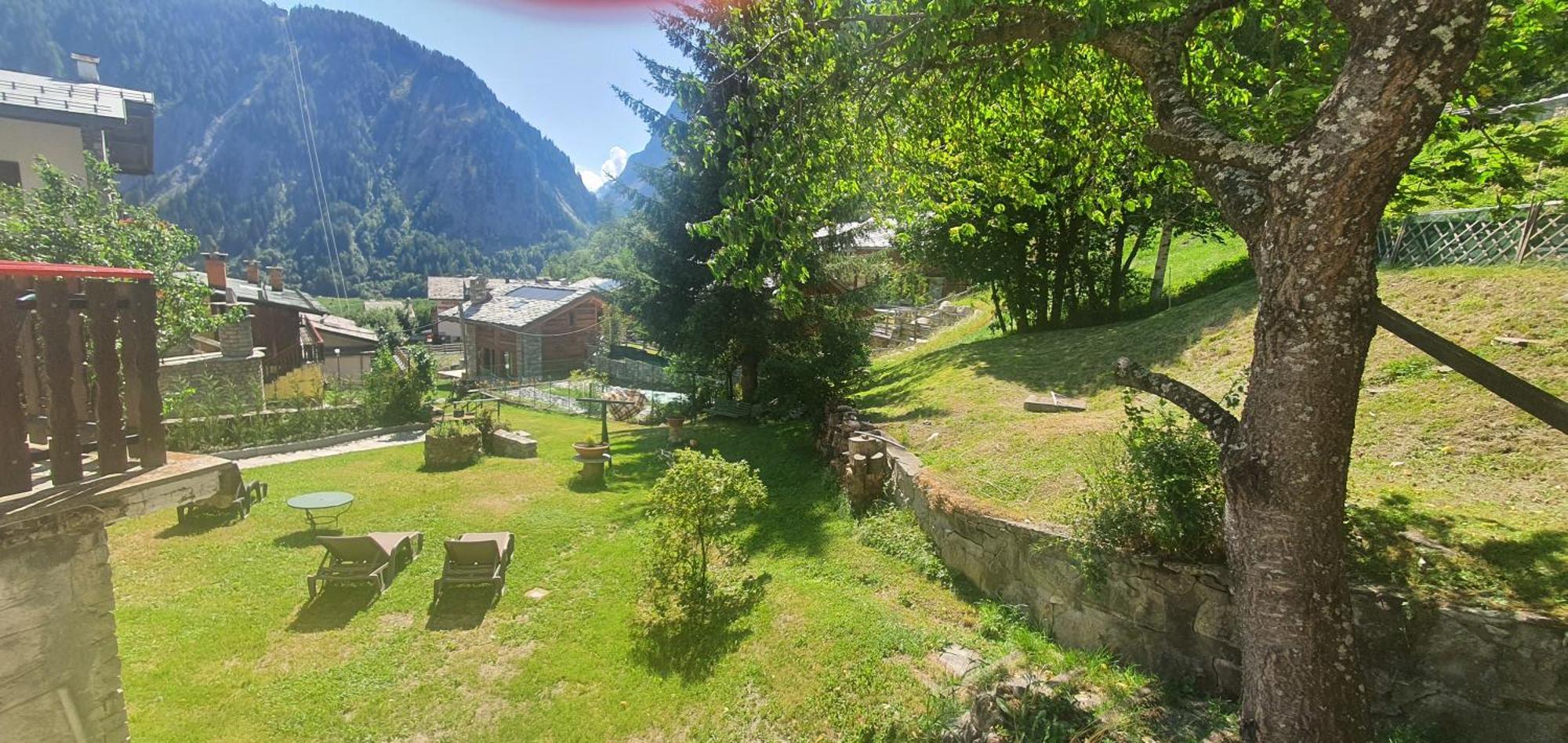 Hotel Dente Del Gigante Courmayeur Exteriér fotografie